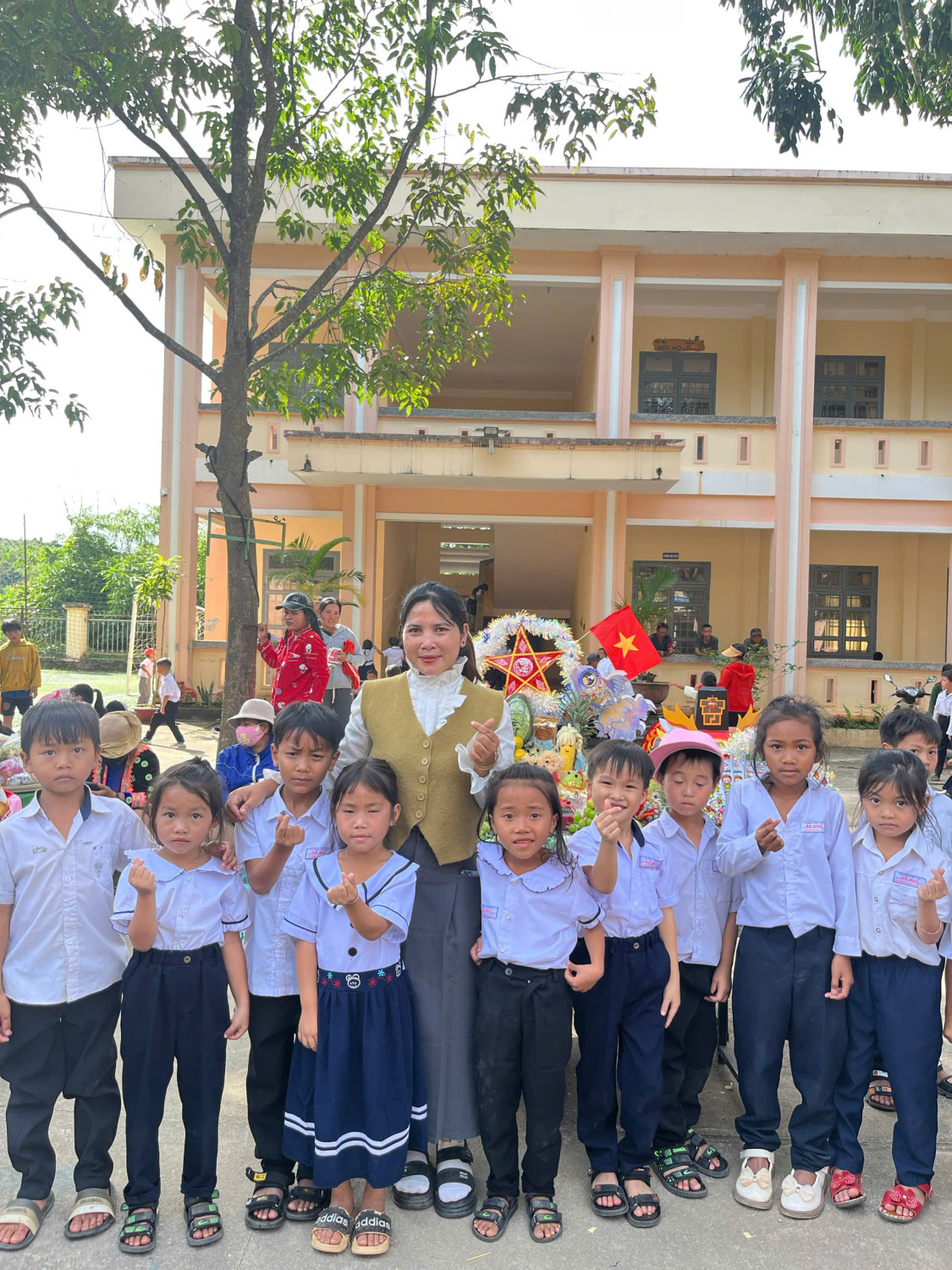 z7087788239139 0c54541afbab9a4f910bcd0780590a82