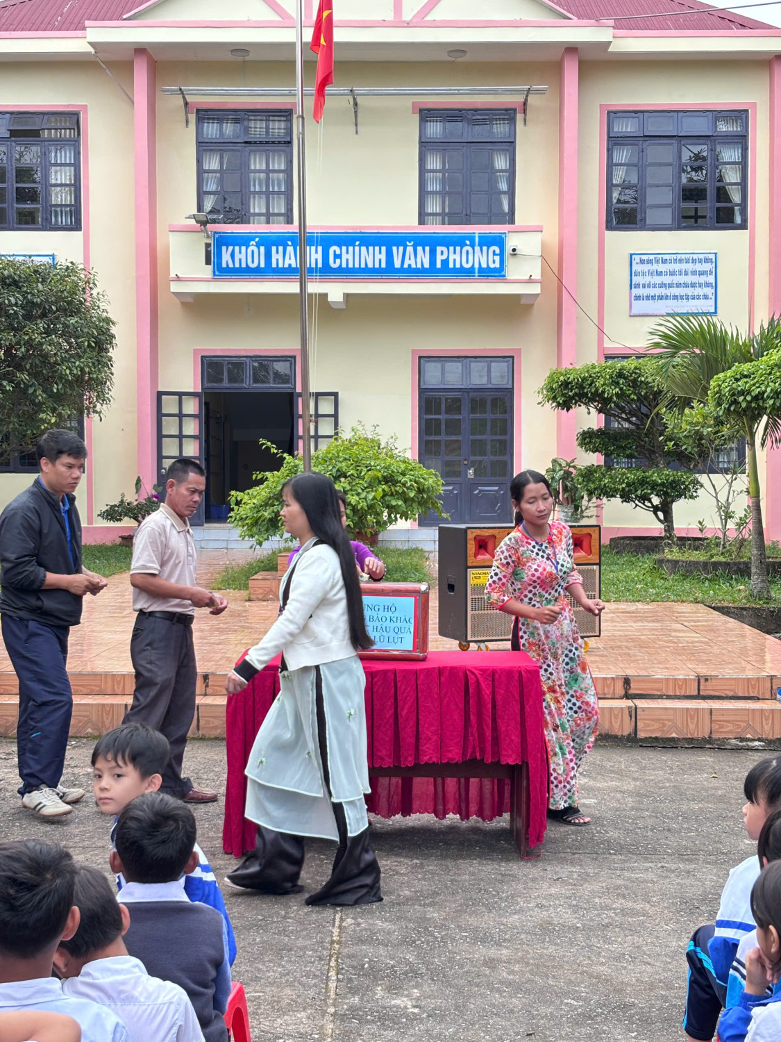 z7279546702616 e3f97b05489df6dbcd02f0b65a7f9ac3