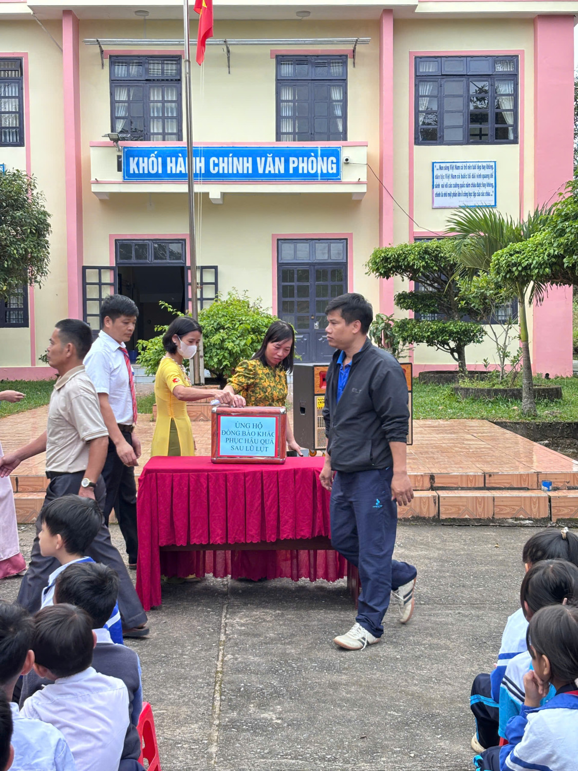 z7279547048045 eb4a8fc834d3b4b963b6fe42462b7309